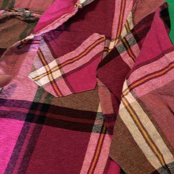 Used shirt size XL - Picture 3 of 10